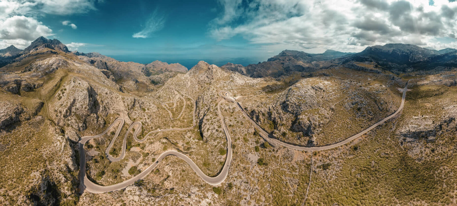 The winding road to sa calobra